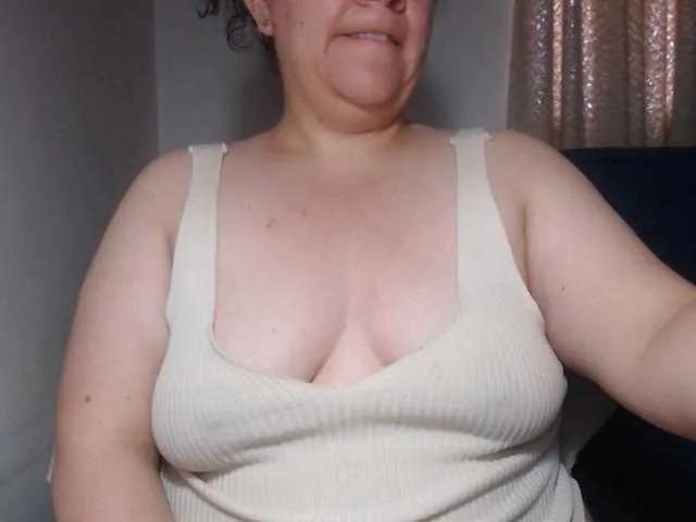 agathamiller on BongaCams 