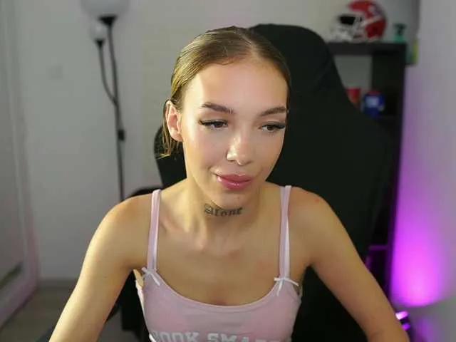 alexxisky on BongaCams
