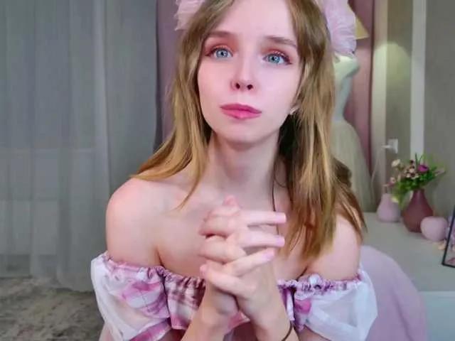 b4by-lol1 on BongaCams 