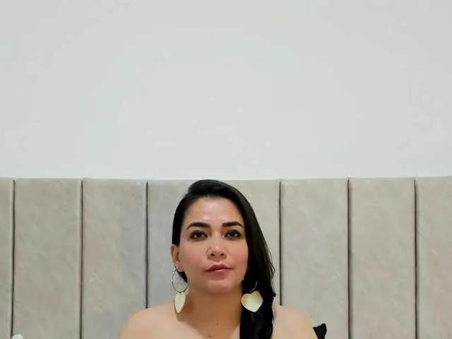 BabeLeidy on BongaCams 