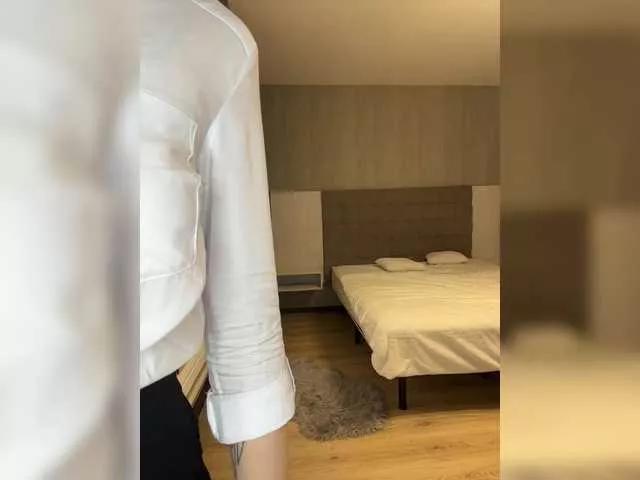 BabyDarii on BongaCams 