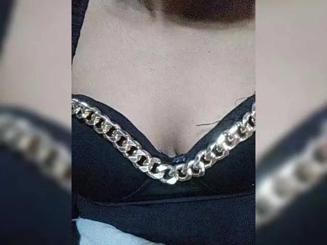 Clarravikuna on BongaCams
