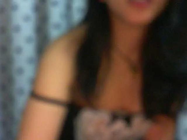 Cyah2 on BongaCams