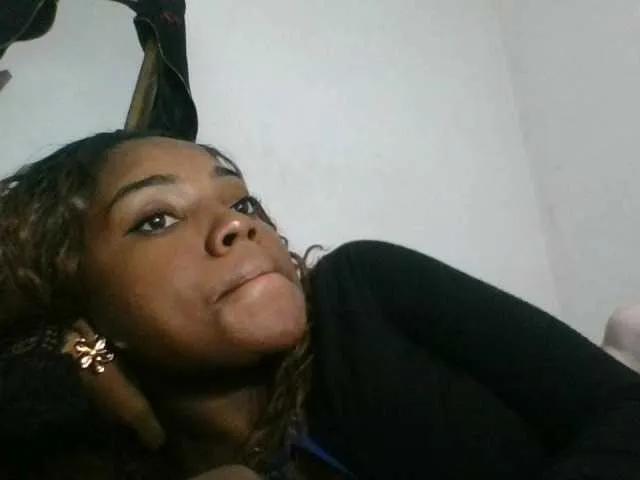 Hemreyi on BongaCams