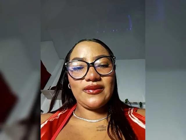 Lawrenhils on BongaCams