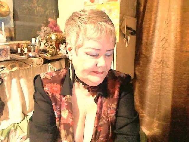 lelaniy on BongaCams