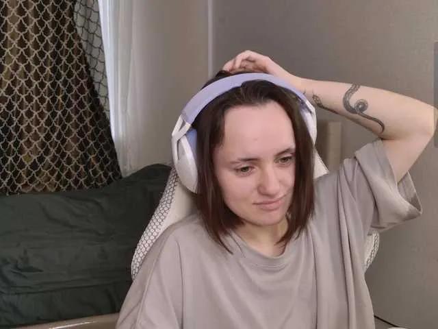 LunaL0ve on BongaCams