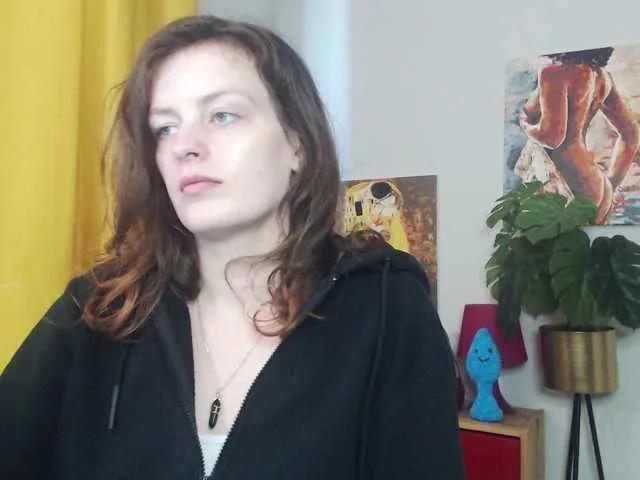 NadineGold on BongaCams