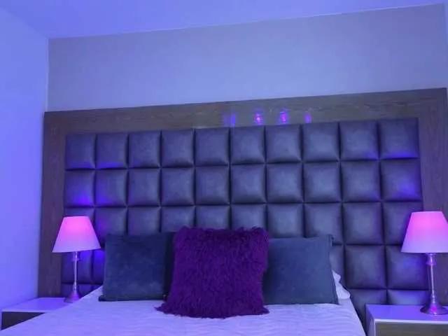 NickyCole on BongaCams