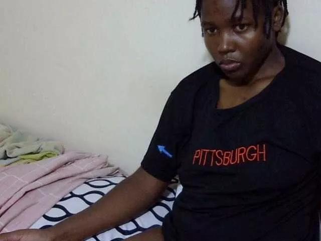 Sweet-ebony20 on BongaCams 