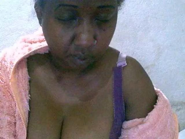 Sylivinaahh on BongaCams