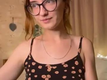 alice_alarcon — Sweet Alice wants to have fun  // GOAL: Take your shorts off your butt [333 tokens left] #new #smalltits #teen #shy #skinny