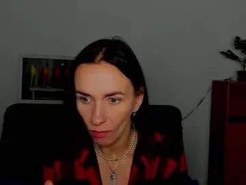 annakillian_kiss on Chaturbate 
