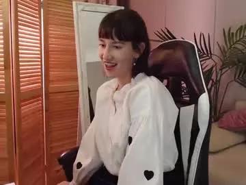 belle_via on Chaturbate 