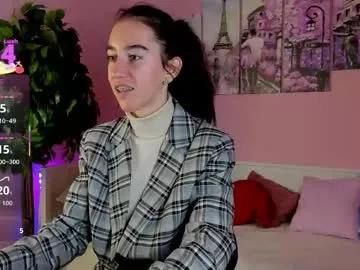 belle_via on Chaturbate 