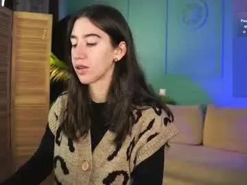 belle_via on Chaturbate 