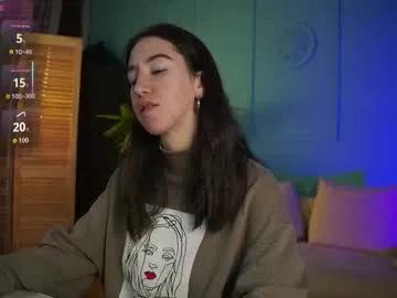 belle_via on Chaturbate 