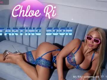 Model Chloe_ri