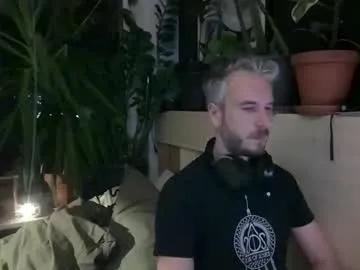 deebo1987 on Chaturbate 