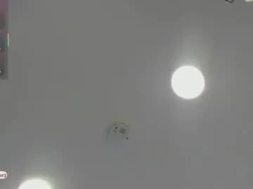 emely_deluxe on Chaturbate 