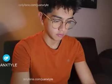 juancamroom — goalCUM #bigdick #uncut #bush Welcome to my room, #18  #asian [2000 tokens remaining]