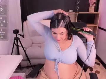 melodysnow — oil show on belly and breasts #new #bigboobs #bigass #pregnant #milk [380 tokens remaining]