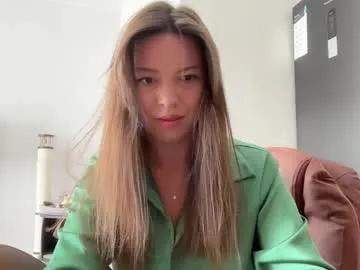 sweetdreamvic on Chaturbate 