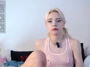 vivi_uwu — hru?   - Goal: Domi on nipples 155 [15 tokens left] #couple #18 #new #lovense #lesbian #teen