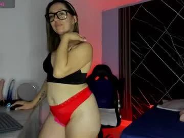 yelena03 on Chaturbate 