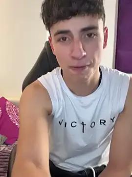 AdrianRinaldi — Freechat on StripChat