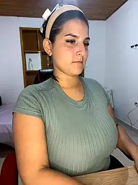 Alina0 — spank my tits very hard x 10