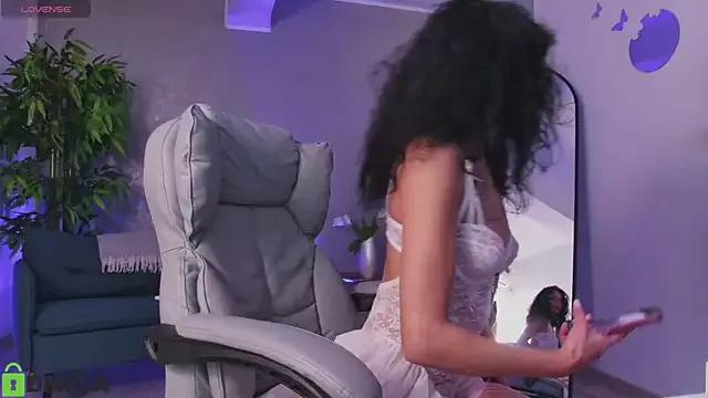 AlisonBlu — My ass loves a good spanking :flit: