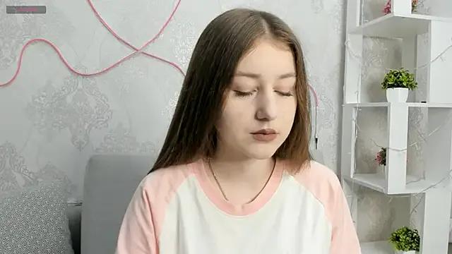 AudriaSagan — Bare shoulder