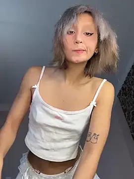 bigbabykiki on StripChat 