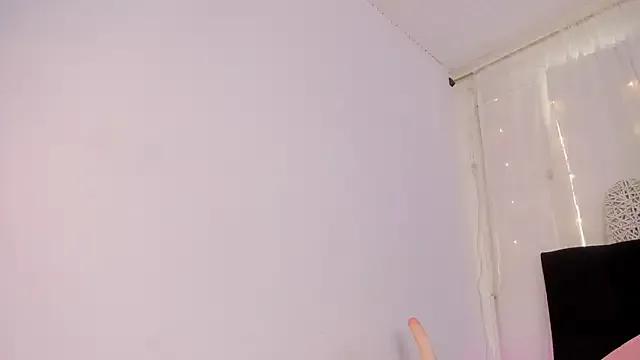 Bonny_and_carrot on StripChat 