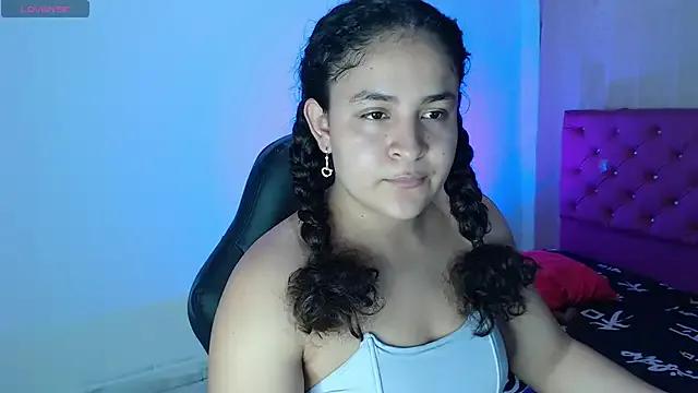 diana_fitass — Suck tits and biceps