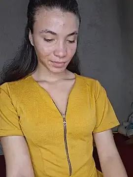 HelenHoltz — Garrafa in pussy