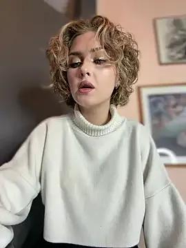 KellyKeler — Shake My Perfect Ass 