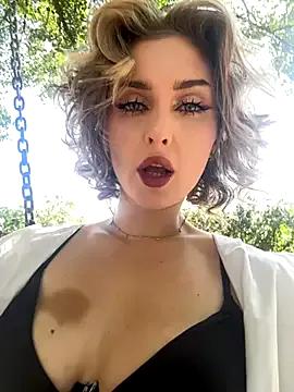 KellyKeler on StripChat 