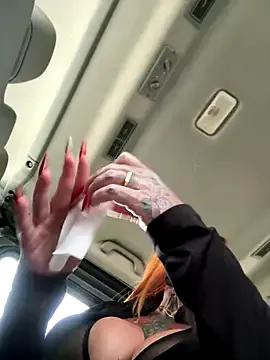 krysstal003 — Squirt out of car + vid last tipper