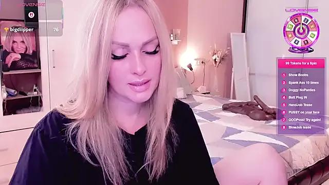 Libby_Nora on StripChat 