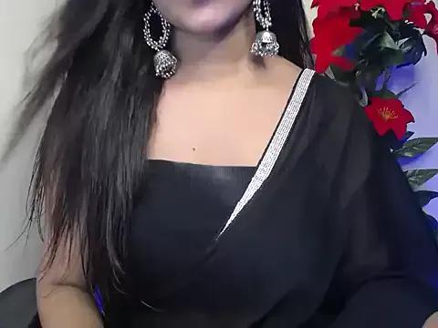 Little_queenn on StripChat