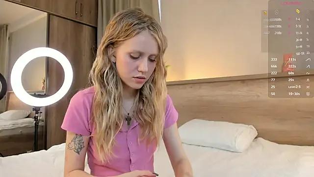 LolySun on StripChat 