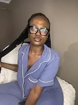 Moonzy77 — Oil ass & finger it