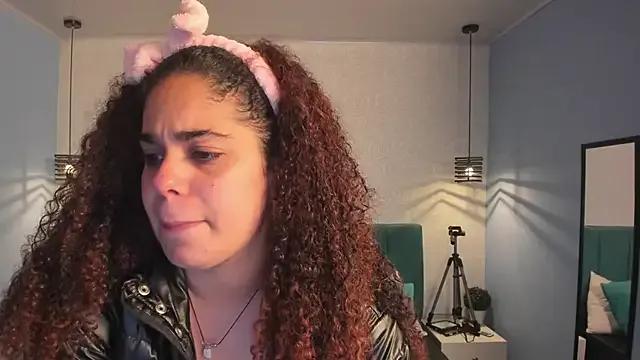 ninna_curly on StripChat 