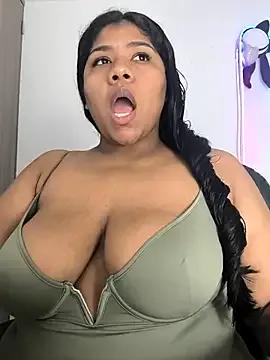 paola091 — plug anal 28 cm