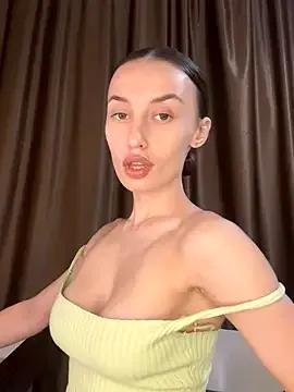 Polli_Kiss on StripChat 