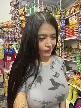 Sara_fun on StripChat 