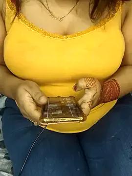 Sweet_Moni_X on StripChat 