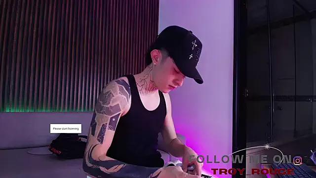 troy_rouge — Tease with towel